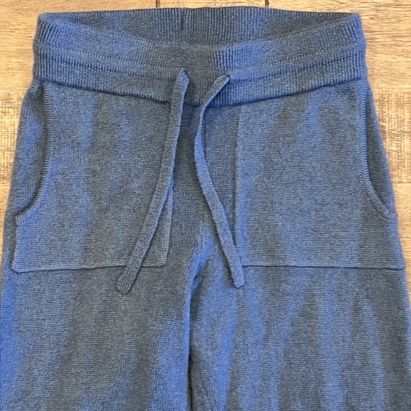 NAADAM Kid's Cashmere Crewneck Jogger Set - Slate Blue - Picture 4 of 8